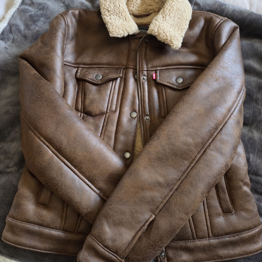 Levi's Brown Sherpa Lined Jacket - Picture 2 of 6